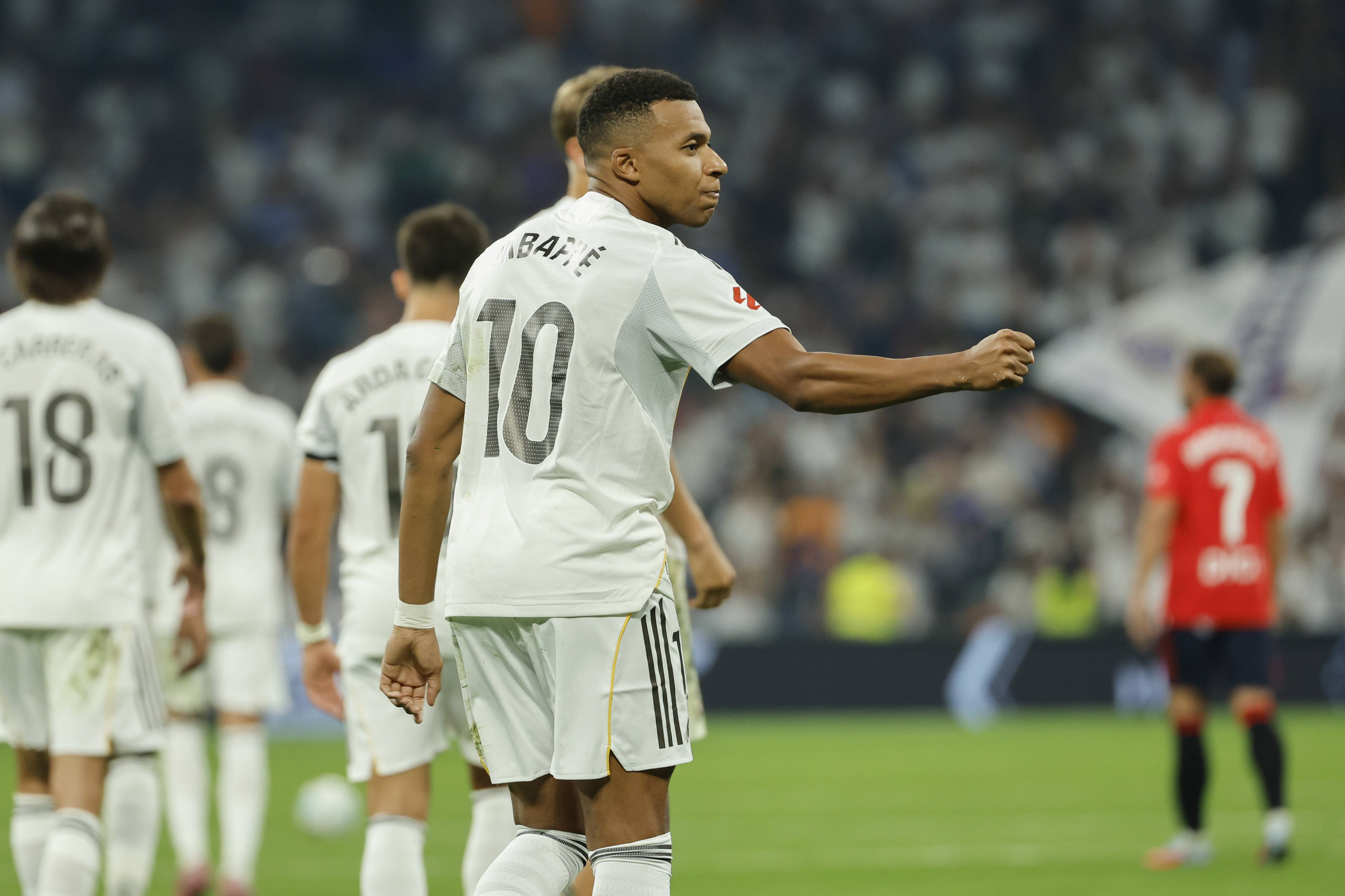 爱游戏体育-姆巴佩回归赛场，败北首场状态亮眼，曼联观众沸腾！的简单介绍